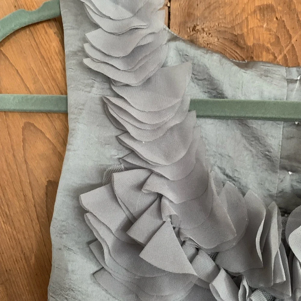 Grey Ruffle/Flutter Detail Tank - Picture 7 of 7
